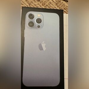 iPhone 13 Pro Max Xfinity mobile 128gb